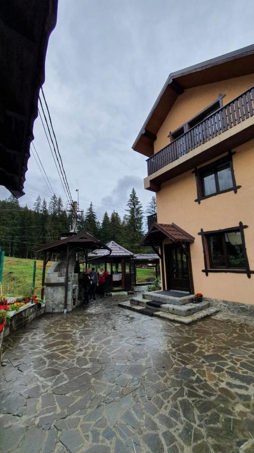 Casa Teleferic Hotel Buşteni Eksteriør billede