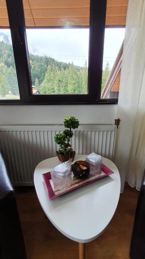 Casa Teleferic Hotel Buşteni Eksteriør billede