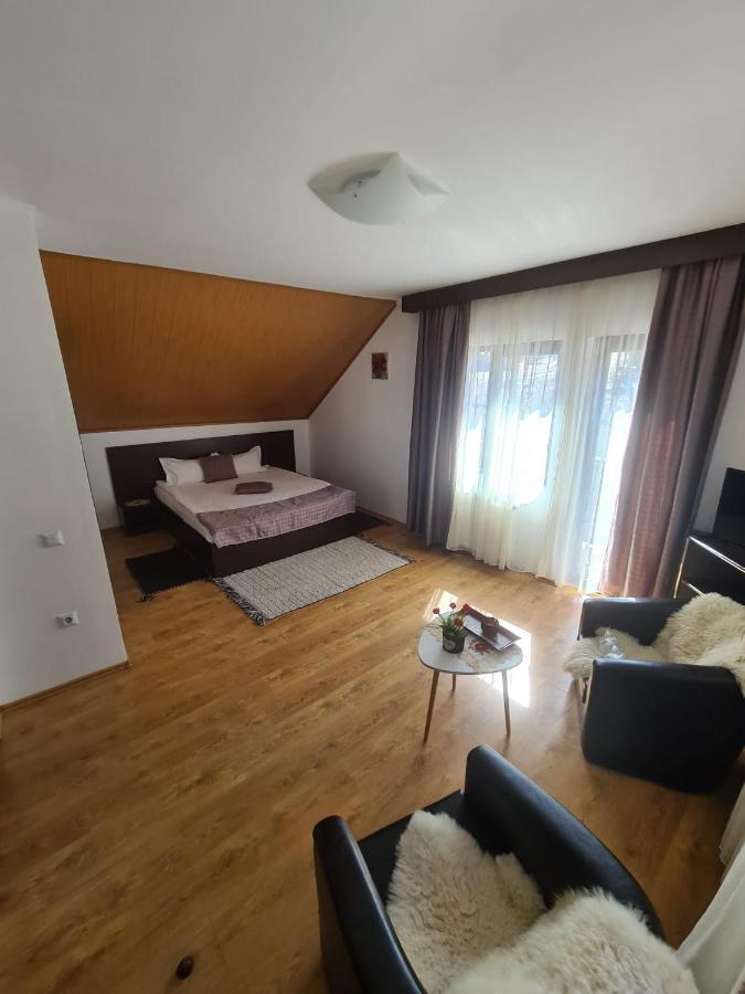 Casa Teleferic Hotel Buşteni Eksteriør billede