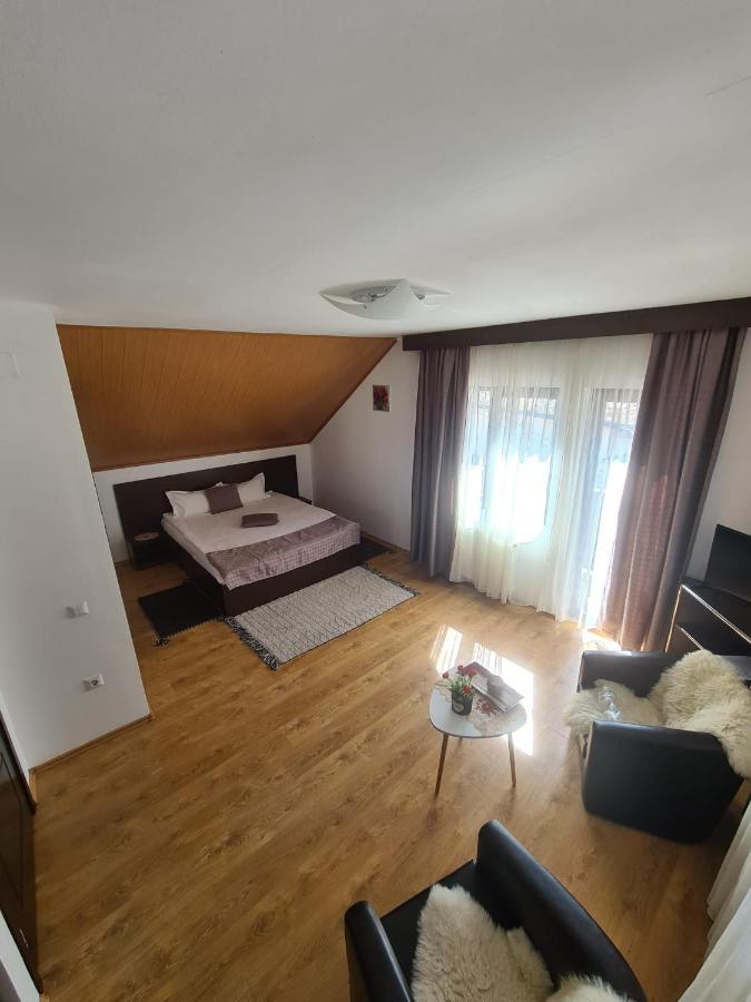 Casa Teleferic Hotel Buşteni Eksteriør billede